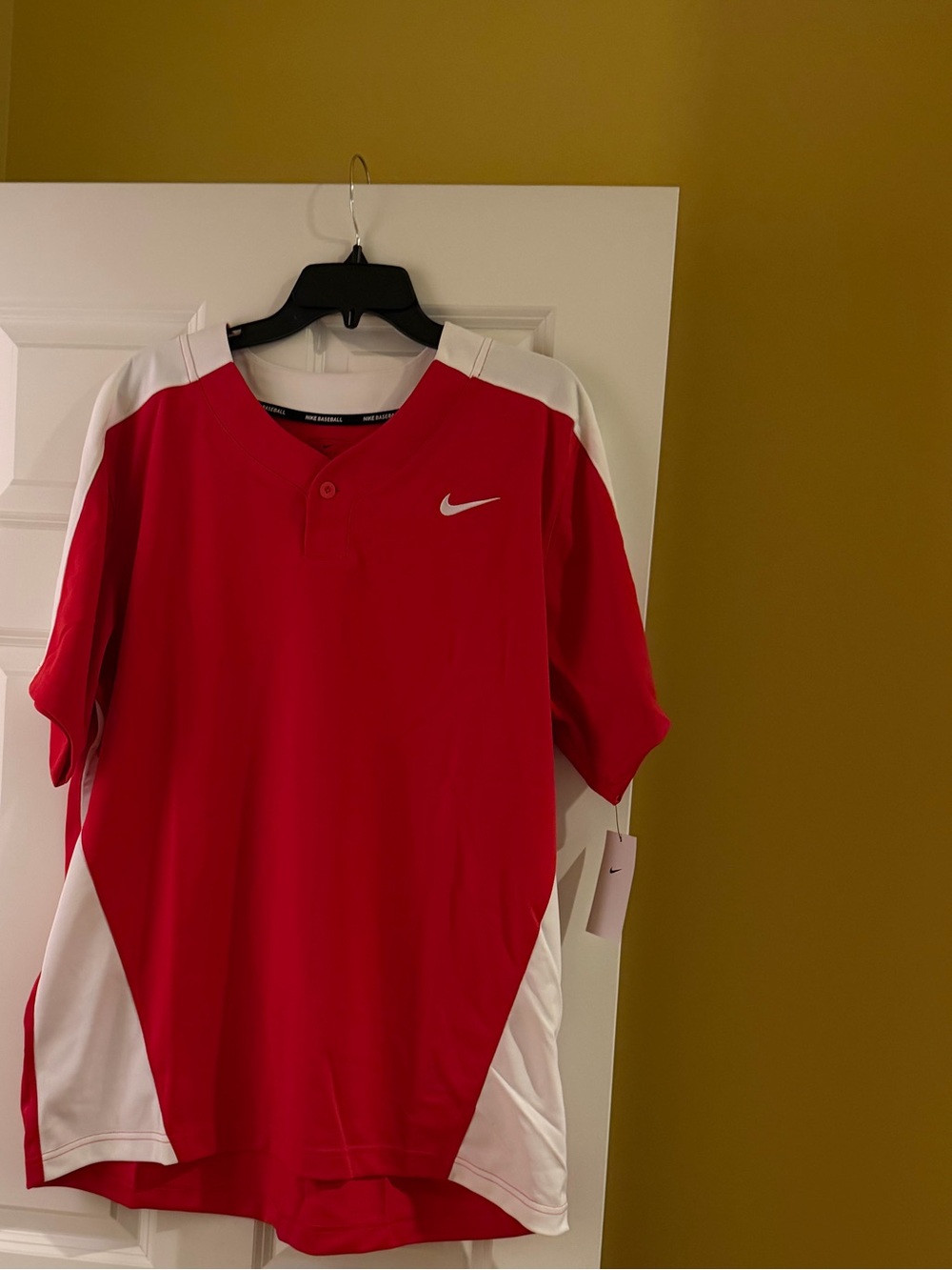 NIKE men’s Dri-Fit One Button Nike Team Baseball Jersey (DM0775-658)